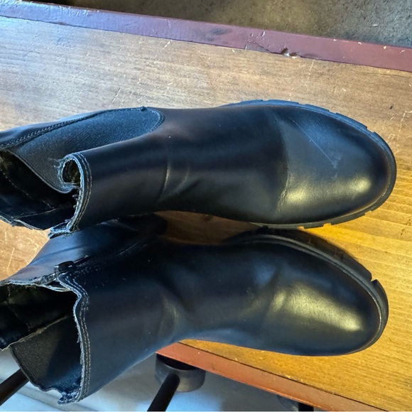 Black Ankle Boots/ Madden Girl Size 7.5 Slight scuff on Left front bootPhoto#12 - Picture 14 of 15